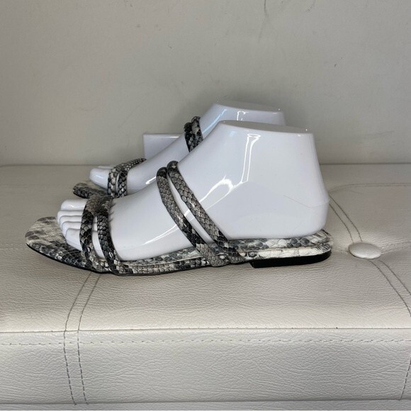Express Gray White Snake Print Square Toe Sandals Size 7 - Picture 6 of 9